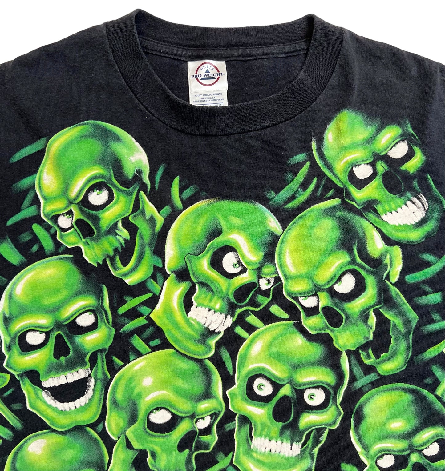 2001 Liquid Blue "Skull Pile" t-shirt