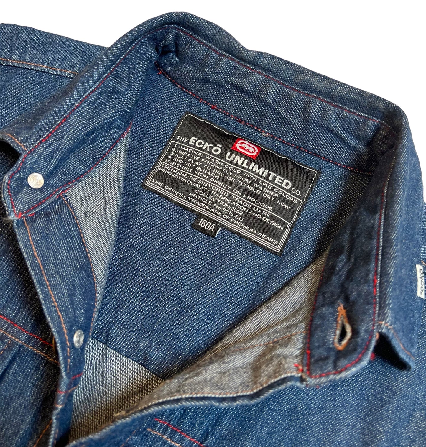 2000s Eckō Unltd. tech denim button up